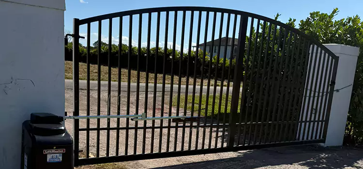 Driveway Fence Repair Wasco